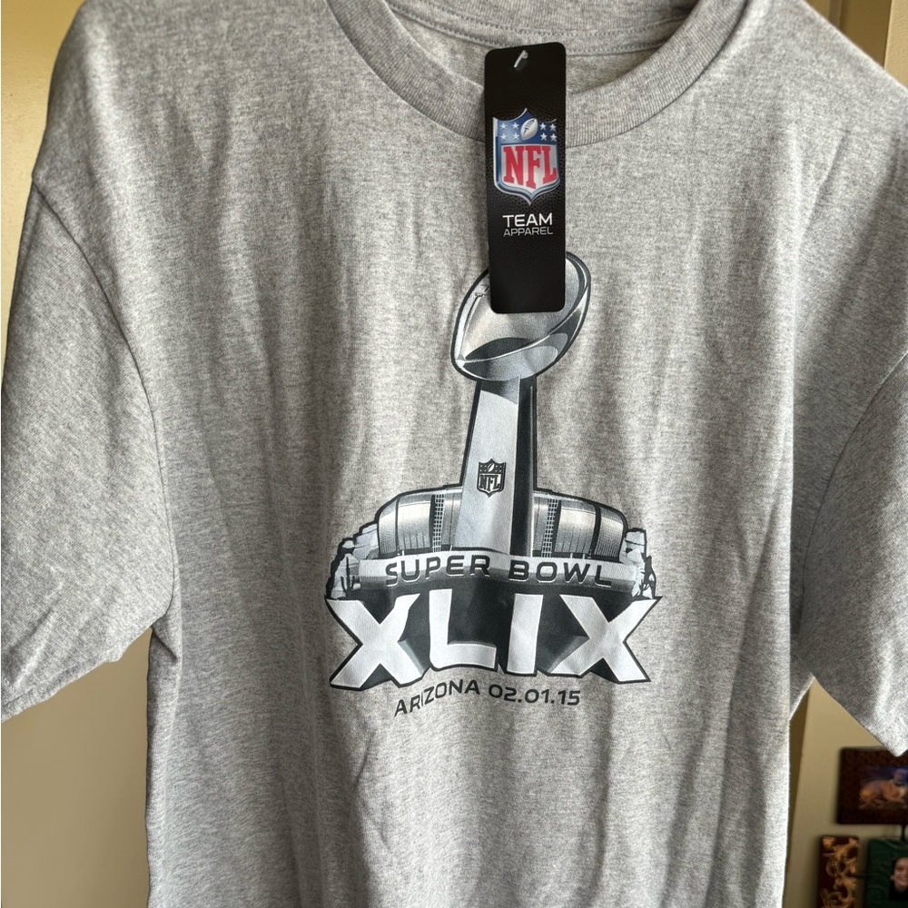 NFL super bowl shirt size large